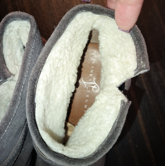 Ivanka Trump Grey Genuine Suede & Shearling Ankle Boots Size 8.5 M Women's - Picture 10 of 14